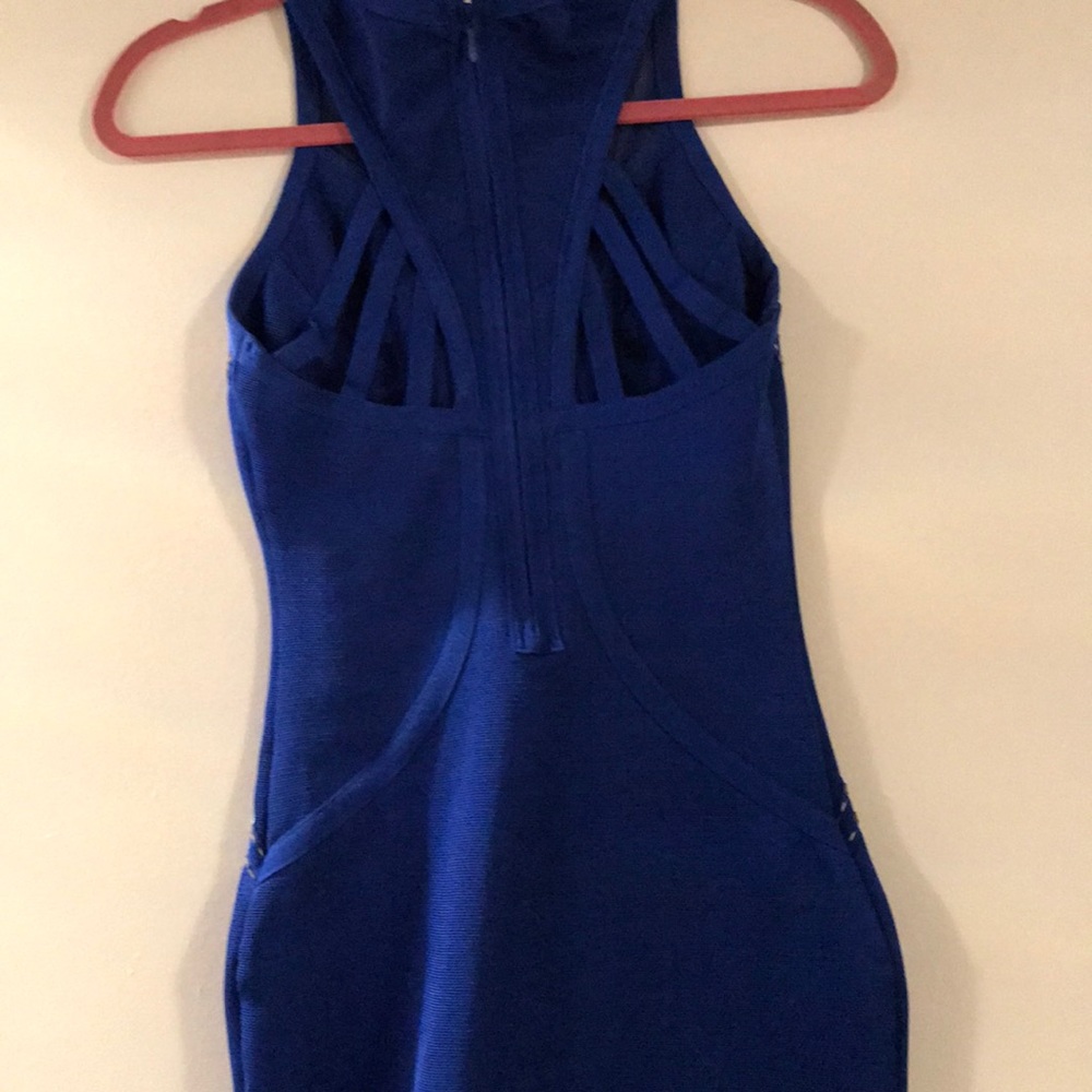 Dress - Picture 4 of 5